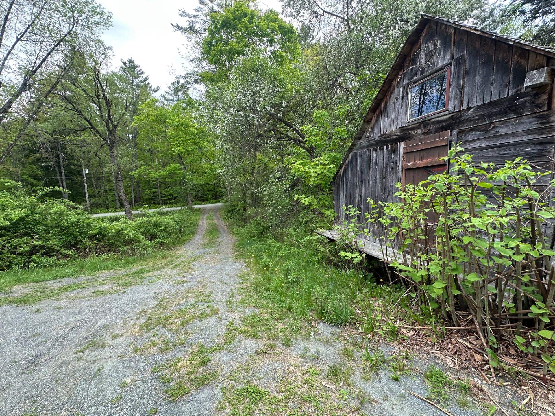 197 Garey Road Thetford, VT 05045 - Photo 9 of 33