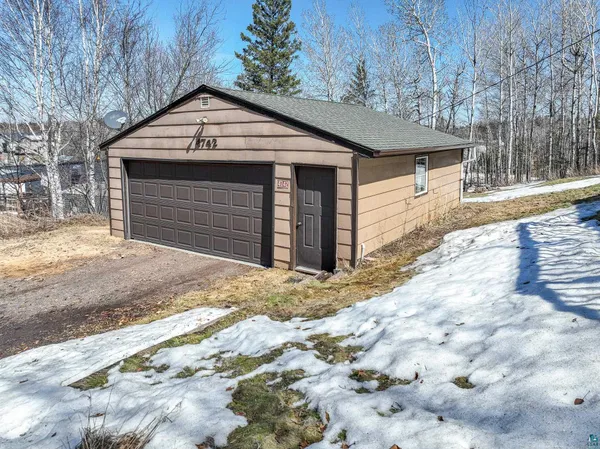 $240,000 | 4742 Chicago Avenue, Duluth, MN 55803