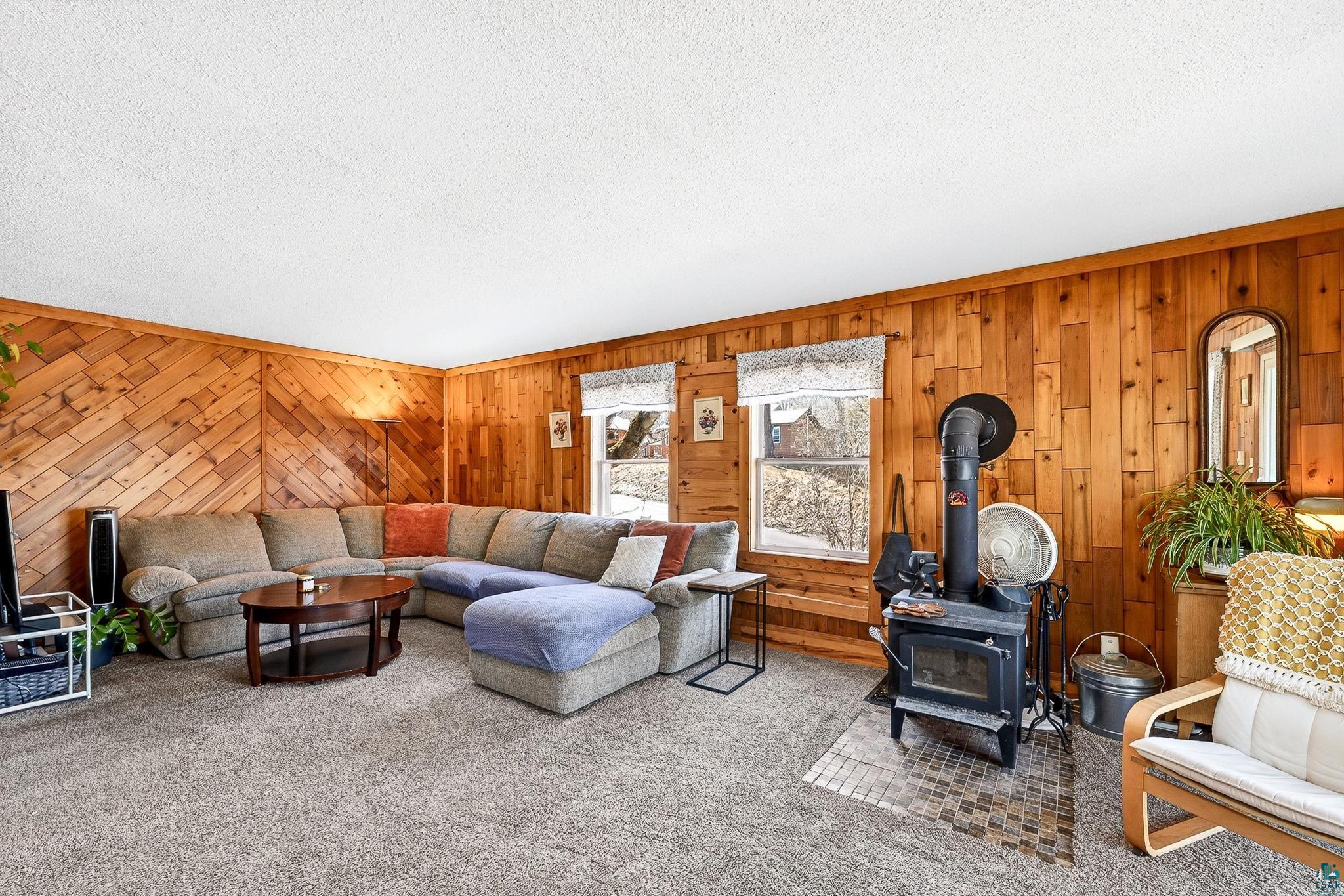 4742 Chicago Avenue Duluth, MN 55803 - Photo 9 of 28