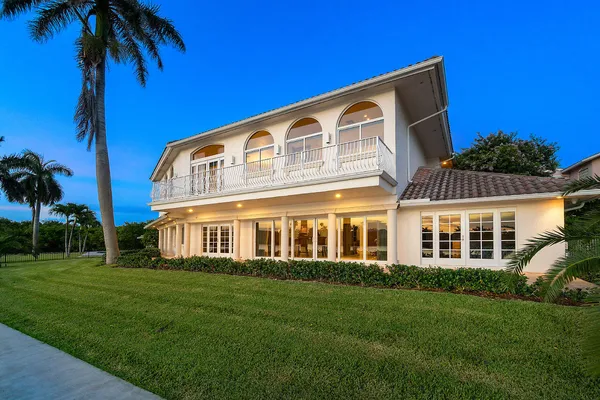 $10,000 | 66 Harbour Drive North, Ocean Ridge, FL 33435