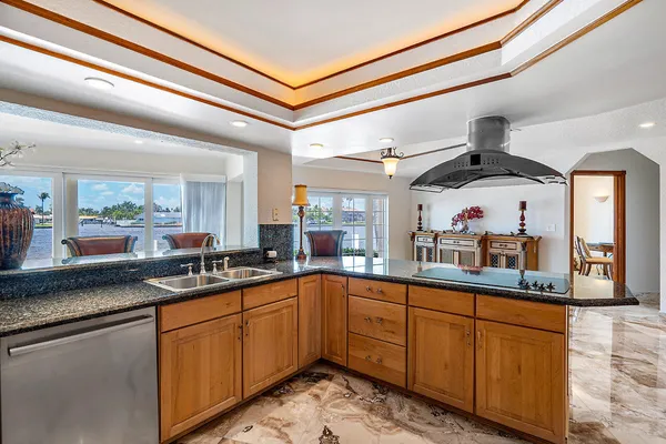 $10,000 | 66 Harbour Drive North, Ocean Ridge, FL 33435