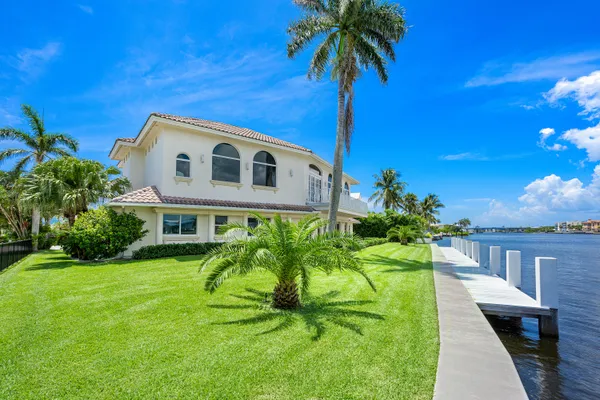 $10,000 | 66 Harbour Drive North, Ocean Ridge, FL 33435