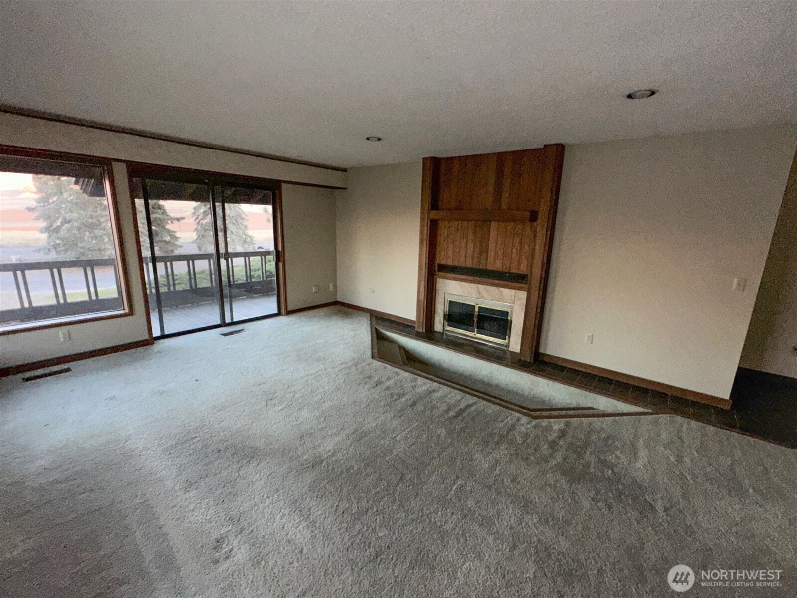 1303 Nightingale Road Wapato, WA 98951 - Photo 15 of 32