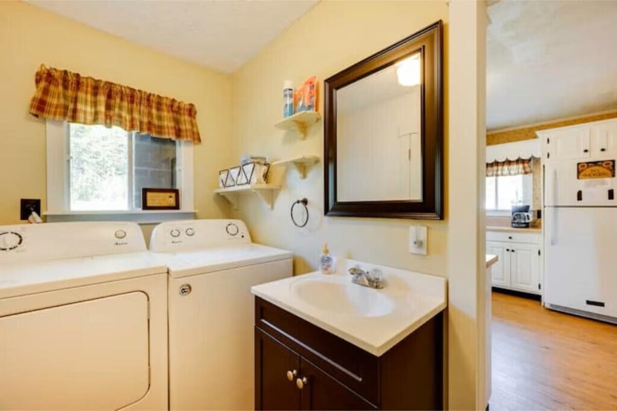 1495 Main Street Pittsburg, NH 03592 - Photo 33 of 60