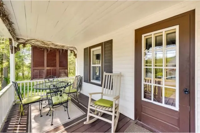 $339,900 | 1495 Main Street, Pittsburg, NH 03592