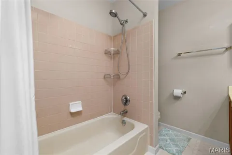 $539,900 | 403 Arbor Glen Drive, Ballwin, MO 63021