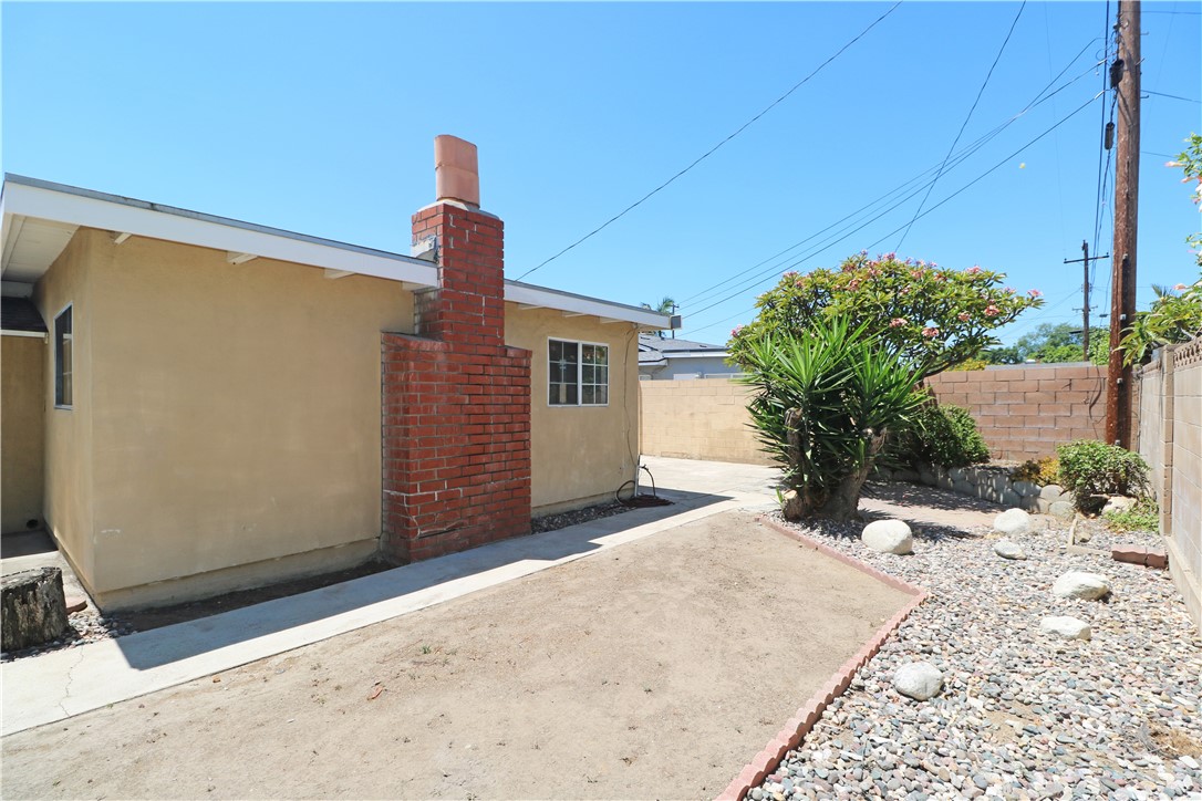 721 North Milford Road Orange, CA 92867 - Photo 35 of 38