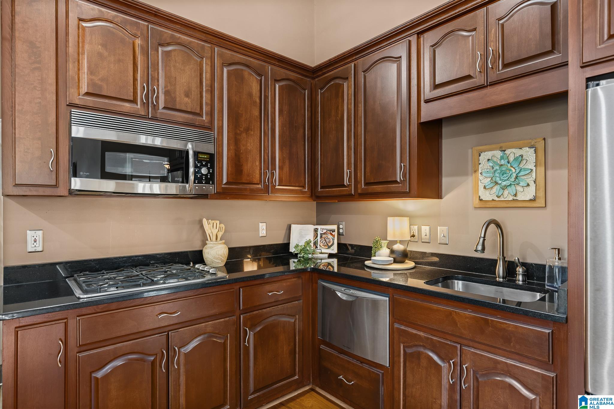 1417 Round Hl Road Vestavia Hills, AL 35216 - Photo 40 of 70 Gallery Image 40