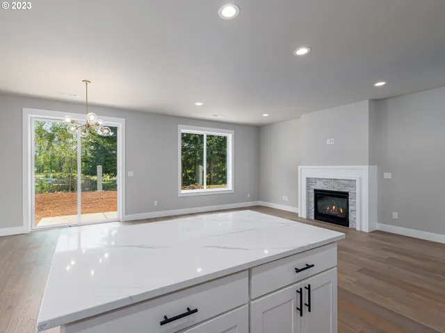 $469,900 | 316 Sunday Drive, Creswell, OR 97426