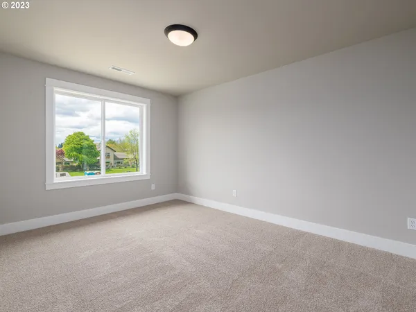 $469,900 | 316 Sunday Drive, Creswell, OR 97426