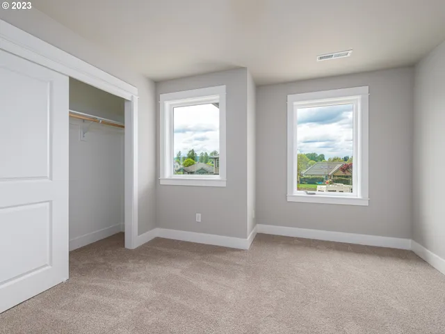 $469,900 | 316 Sunday Drive, Creswell, OR 97426