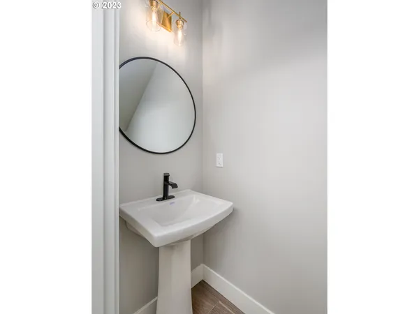 $469,900 | 316 Sunday Drive, Creswell, OR 97426
