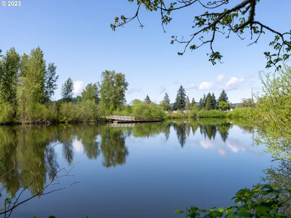 $469,900 | 316 Sunday Drive, Creswell, OR 97426