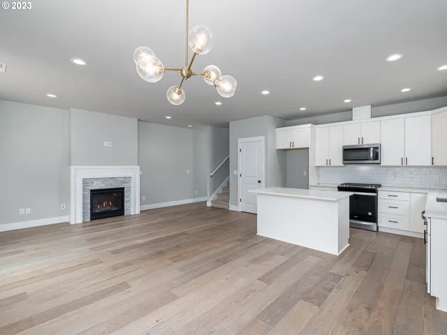 $469,900 | 316 Sunday Drive, Creswell, OR 97426