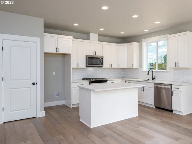 $469,900 | 316 Sunday Drive, Creswell, OR 97426