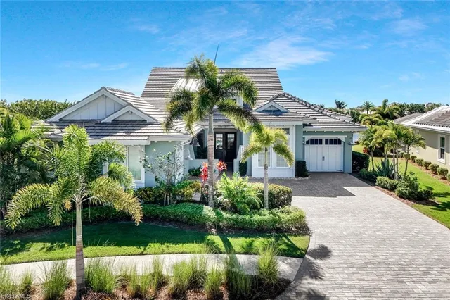 $2,650,000 | 6072 Lucaya Way, Naples, FL 34113