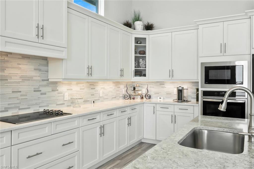 6072 Lucaya Way Naples, FL 34113 - Photo 8 of 40