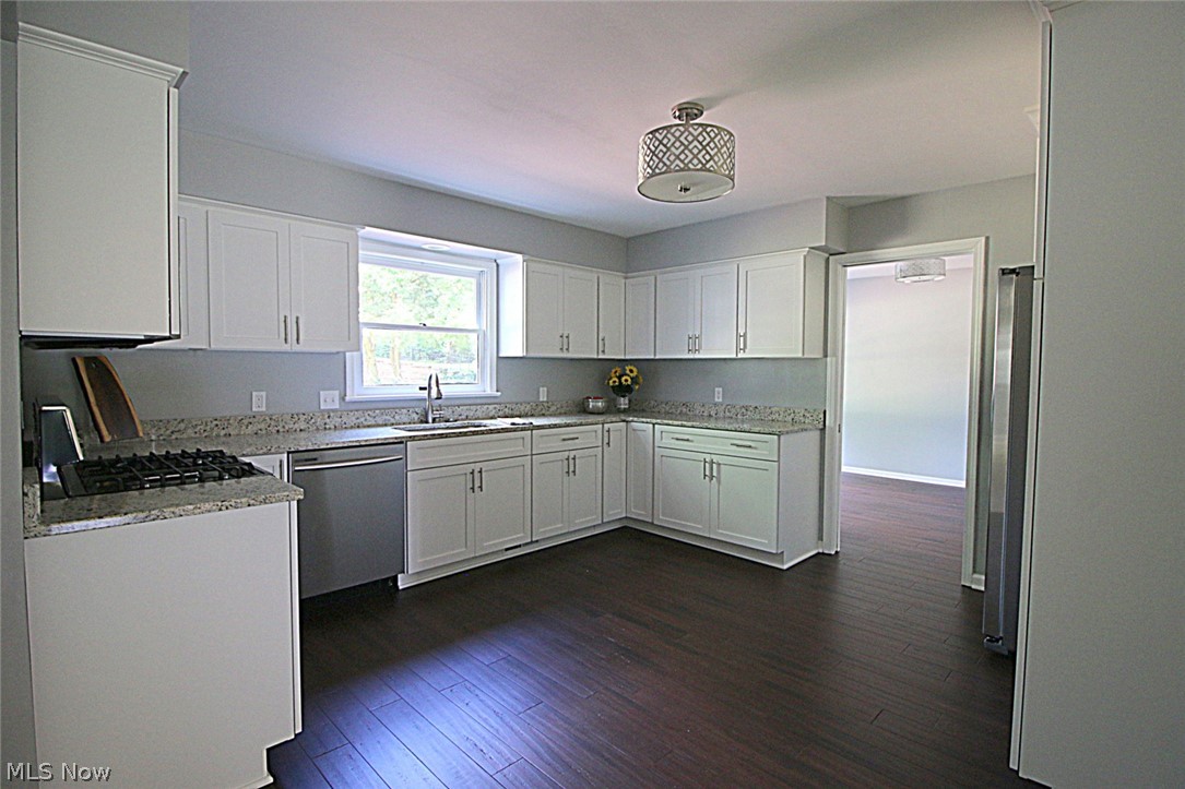 3135 Bancroft Road Akron, OH 44333 - Photo 18 of 30 Gallery Image 18