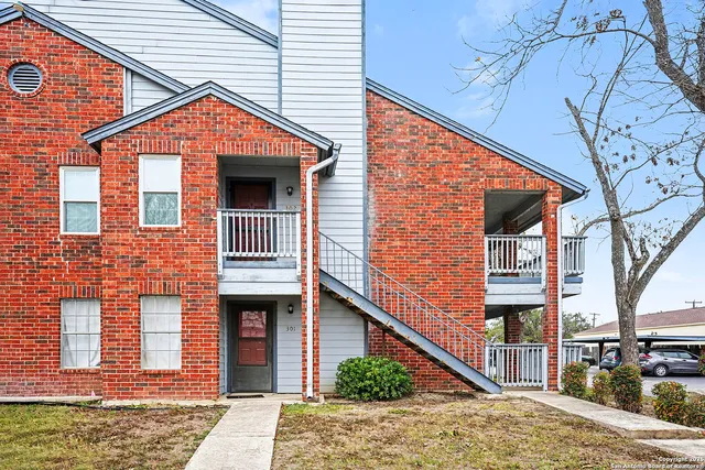 $145,000 | 14343 Judson Road, Unit 302, San Antonio, TX 78233