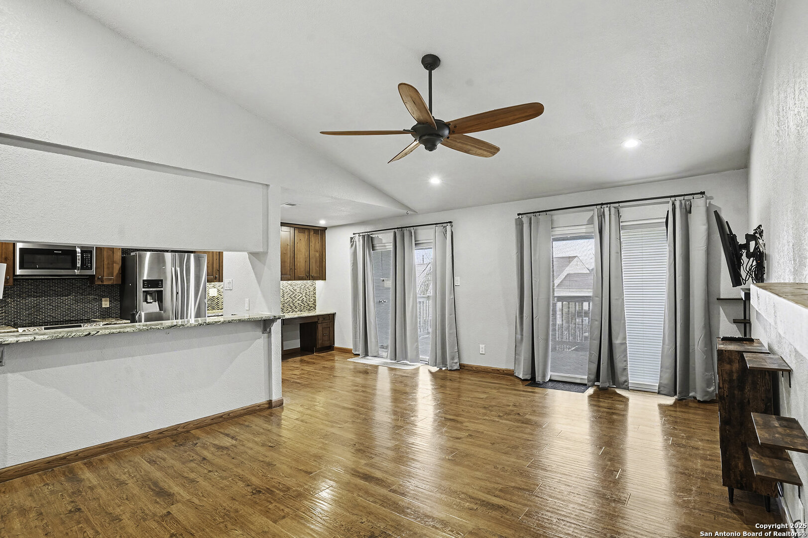 14343 Judson Road, Unit 302 San Antonio, TX 78233 - Photo 11 of 28