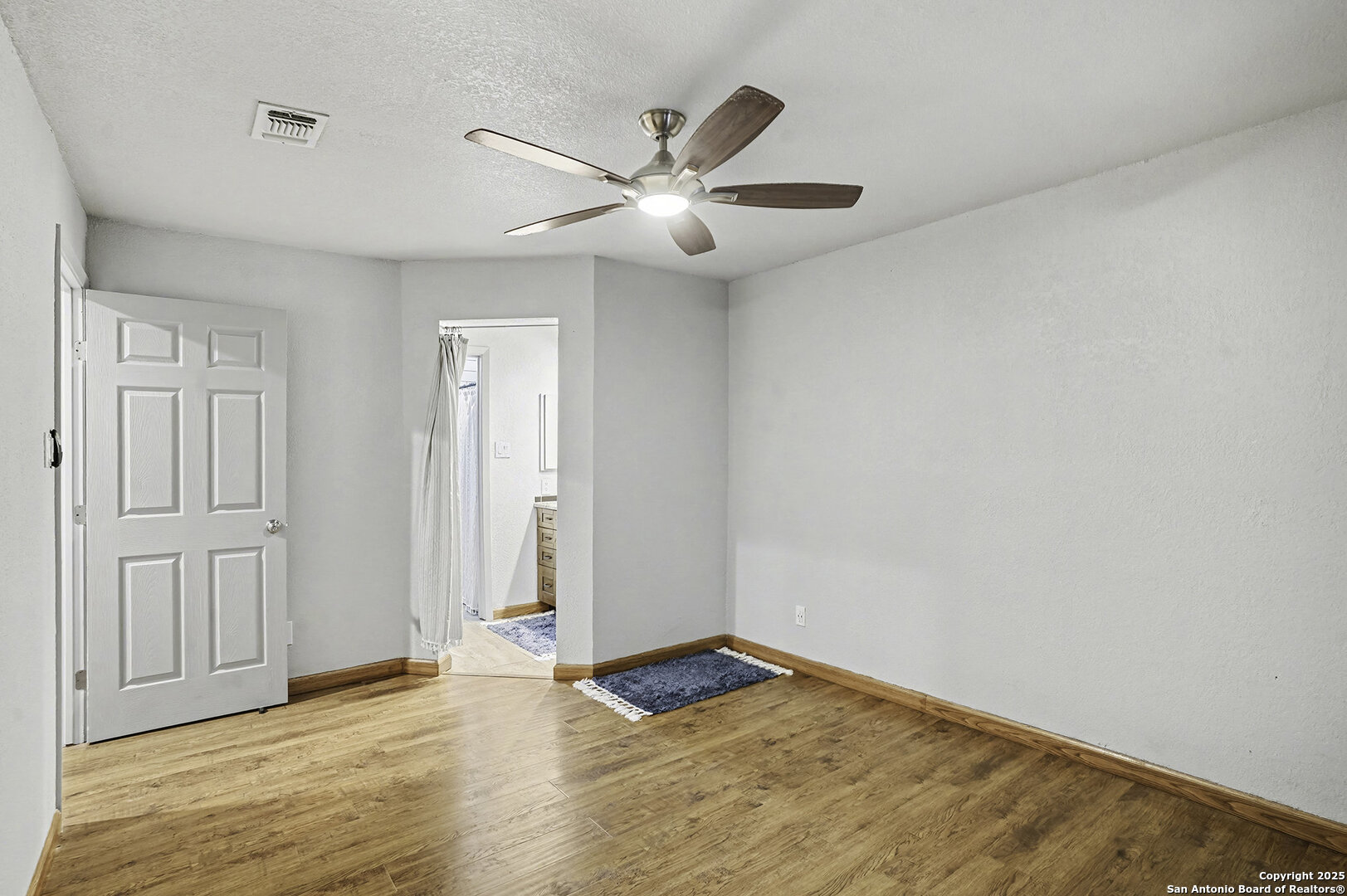 14343 Judson Road, Unit 302 San Antonio, TX 78233 - Photo 15 of 28