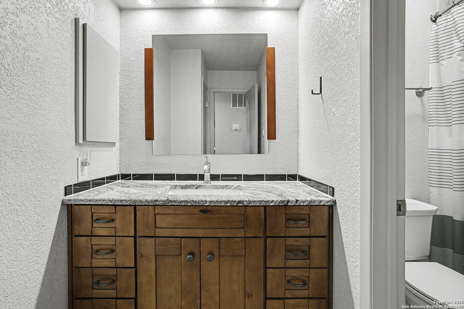 14343 Judson Road, Unit 302 San Antonio, TX 78233 - Photo 21 of 28