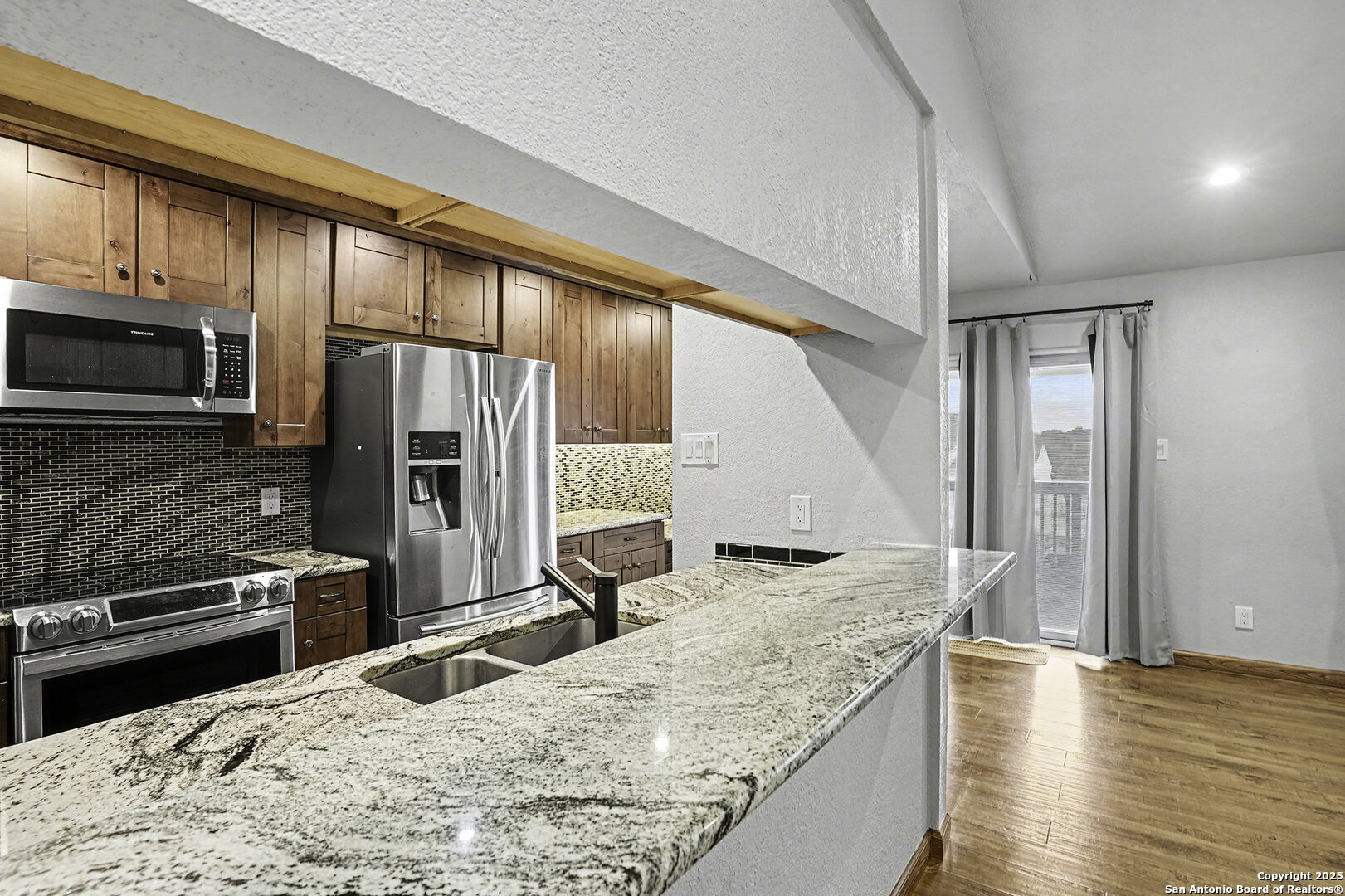 14343 Judson Road, Unit 302 San Antonio, TX 78233 - Photo 5 of 28