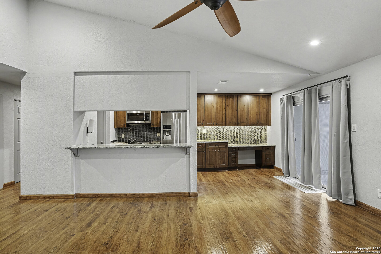 14343 Judson Road, Unit 302 San Antonio, TX 78233 - Photo 10 of 28