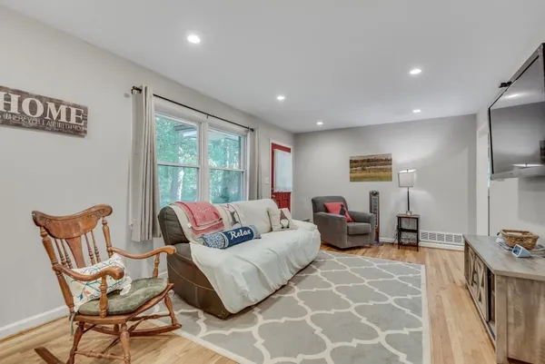 $2,500 | 3201 Valaire Drive, Decatur, GA 30033