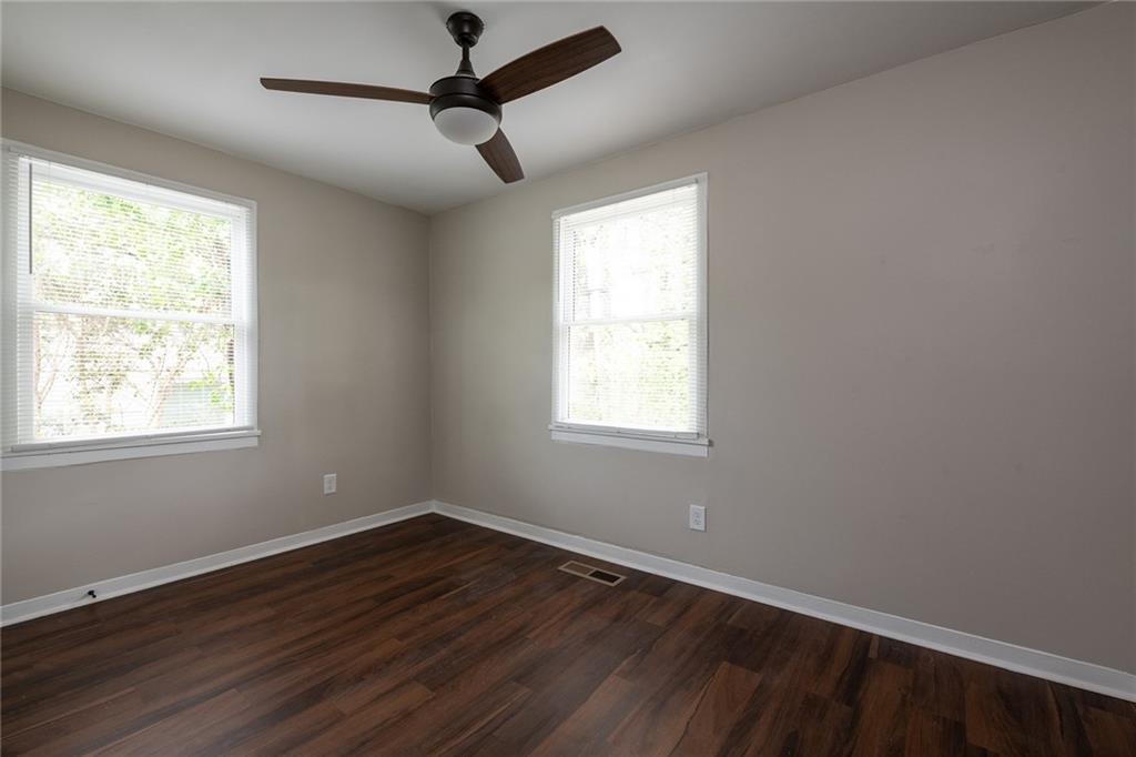 1854 Broadwell Street Southwest Atlanta, GA 30310 - Photo 11 of 18