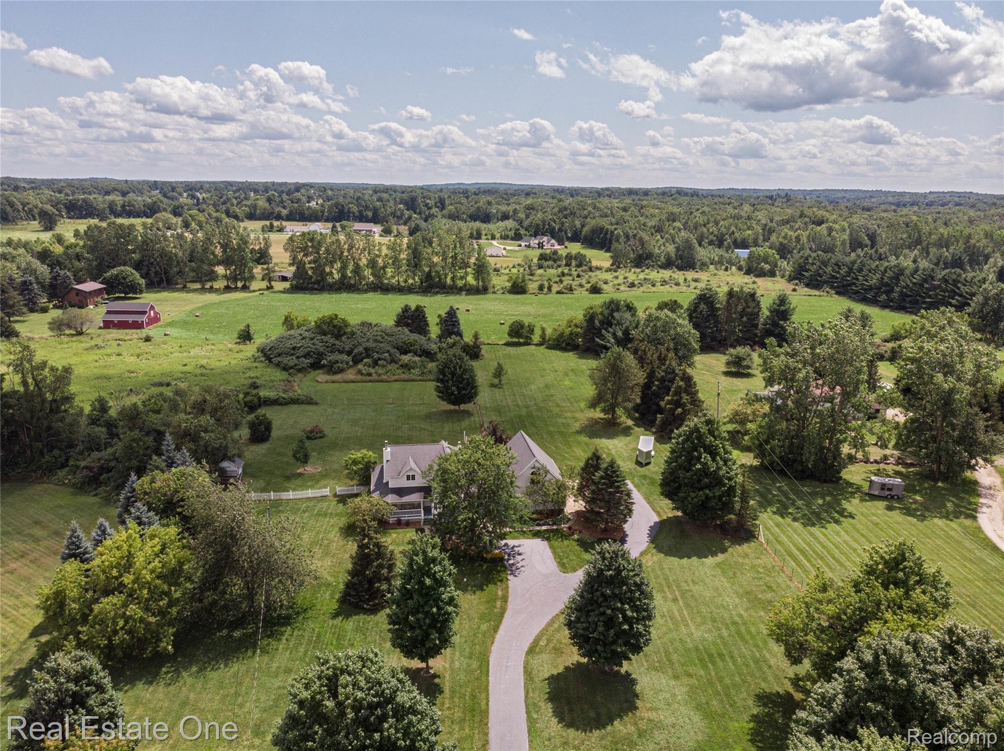 1490 Rose Center Road Fenton, MI 48430 - Photo 76 of 82 Aerial
