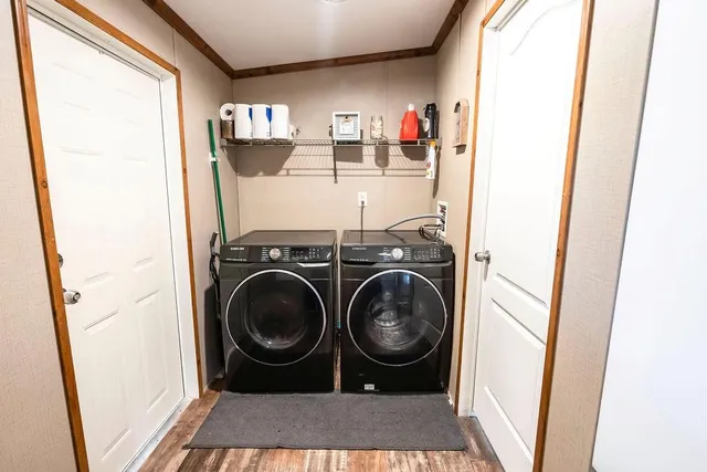 a view of washer and dryer in a utility room