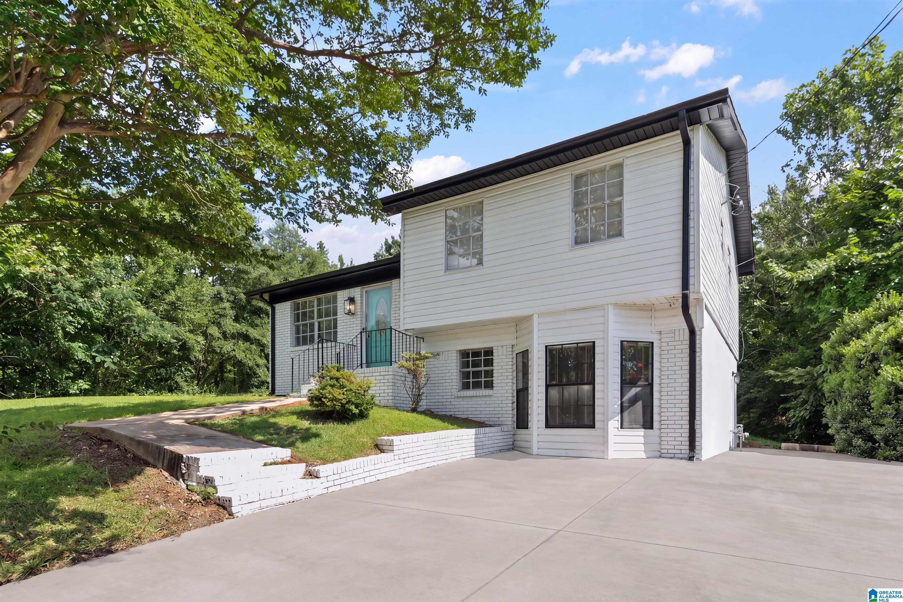 800 Whaley Road Fultondale, AL 35068 - Photo 1 of 15