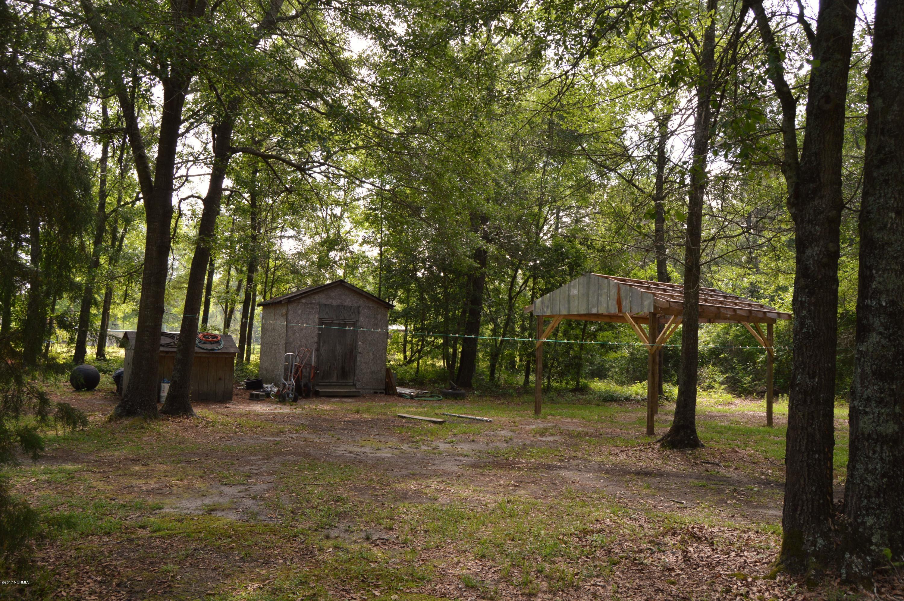100 Red Field Road Burgaw, NC 28425 - Photo 10 of 13 storage