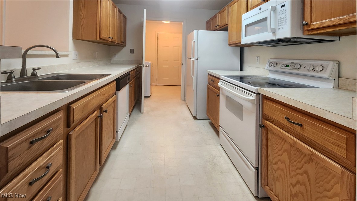 28360 Center Ridge Road, Unit 218 Westlake, OH 44145 - Photo 6 of 34