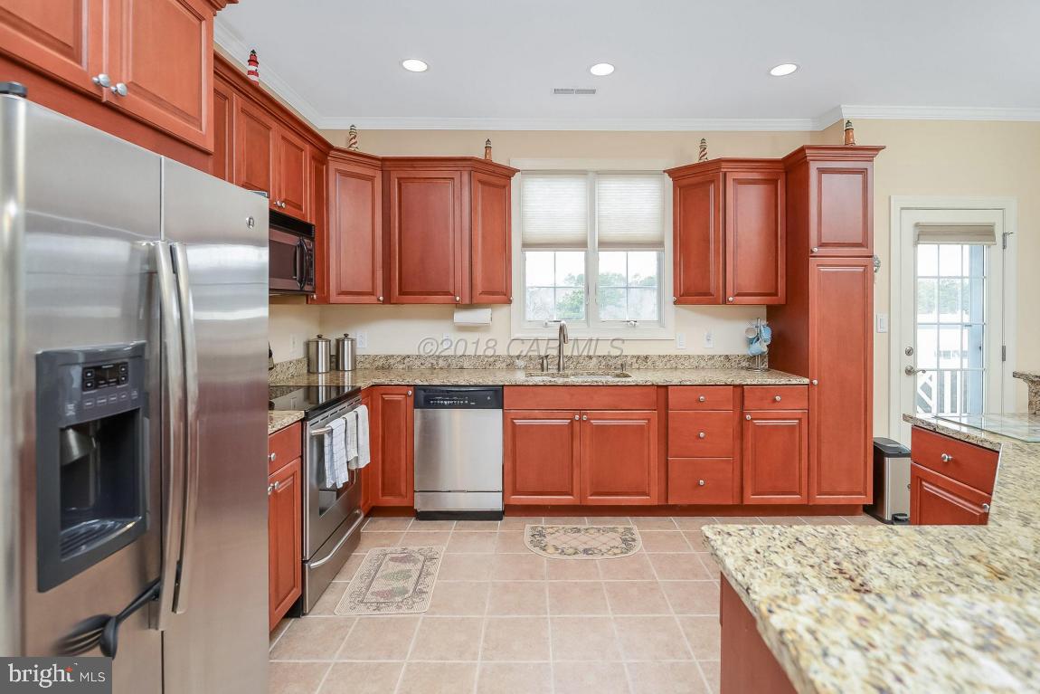9823 Golf Course Road, Unit 4 Ocean City, MD 21842 - Photo 11 of 33 Gallery Image 11
