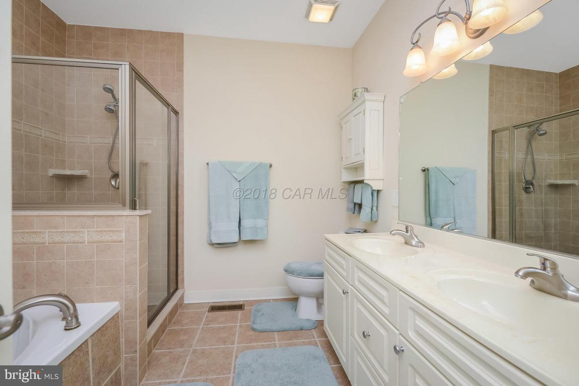 9823 Golf Course Road, Unit 4 Ocean City, MD 21842 - Photo 20 of 33 Gallery Image 20