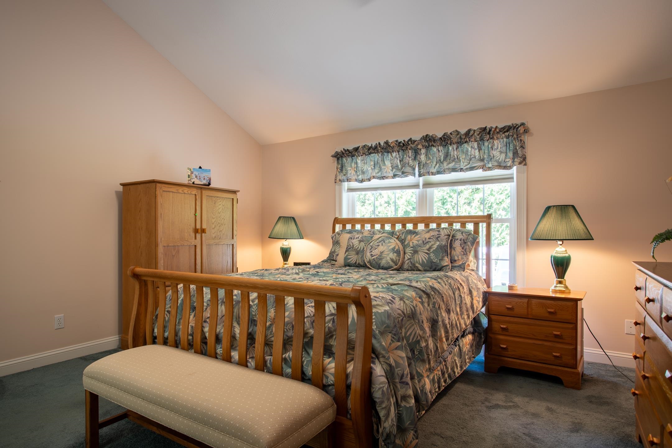 79 Hampton Meadows Hampton, NH 03842 - Photo 12 of 33