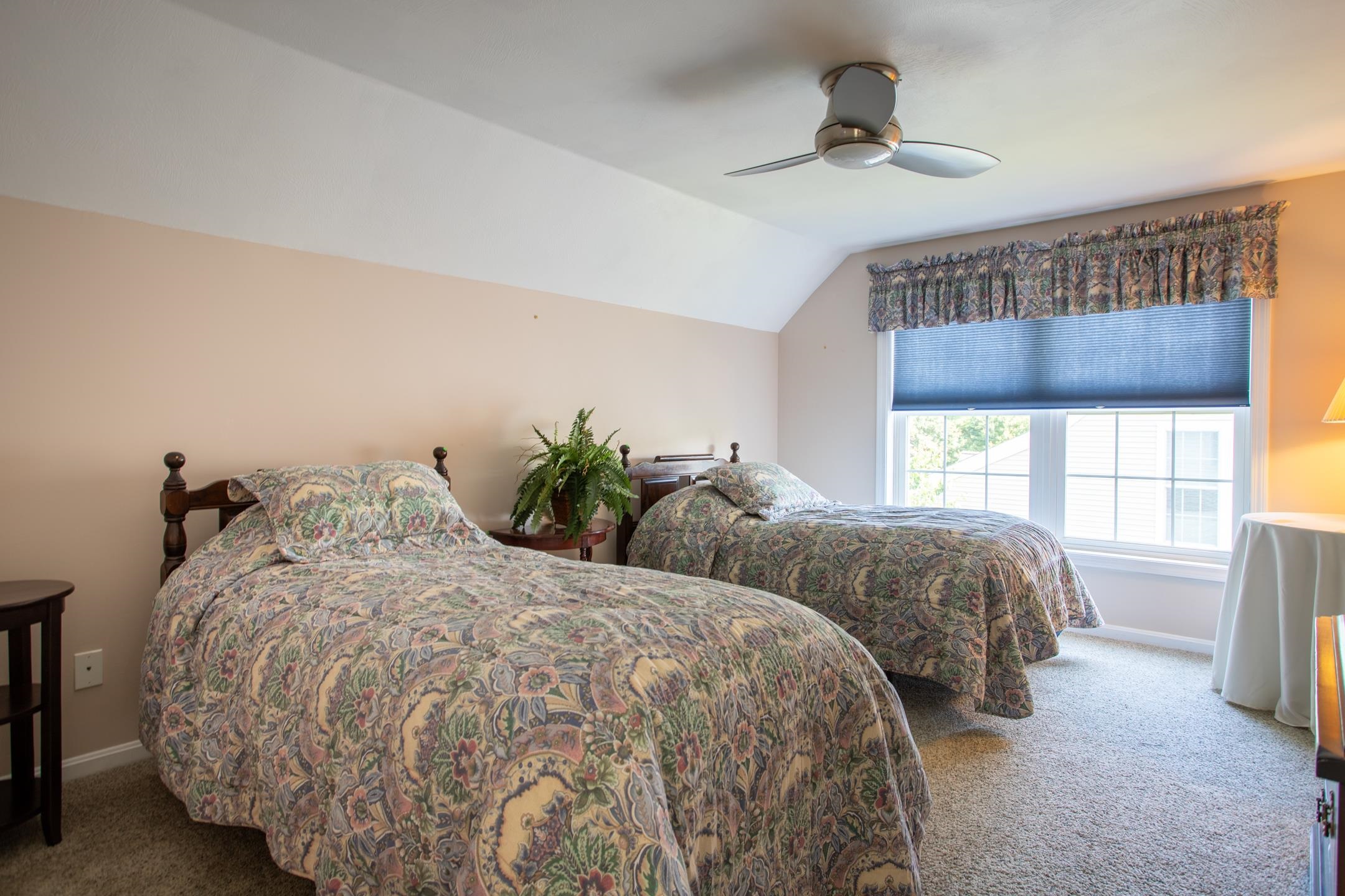 79 Hampton Meadows Hampton, NH 03842 - Photo 6 of 33