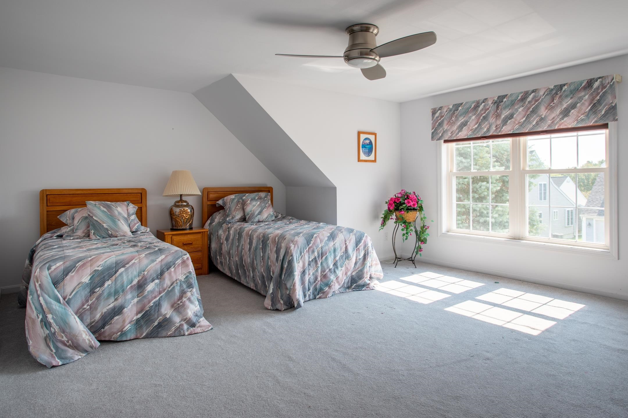 79 Hampton Meadows Hampton, NH 03842 - Photo 7 of 33