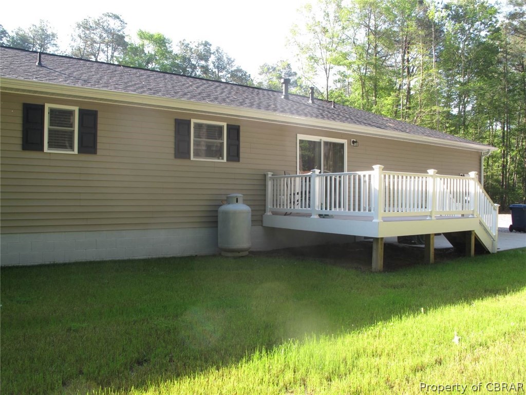 226 Bar Neck Road Port Haywood, VA 23138 - Photo 4 of 35