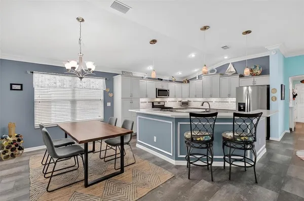 $414,900 | 5840 Unger Court, The Villages, FL 32163