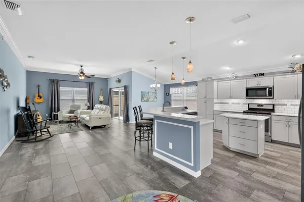 $414,900 | 5840 Unger Court, The Villages, FL 32163