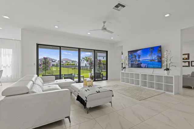 $17,000 | 12884 Wingspan Court, Palm Beach Gardens, FL 33412