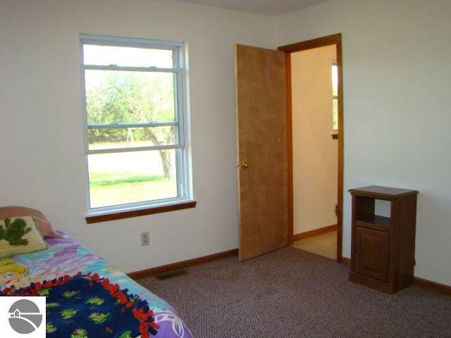 2543 North Lamb Road Interlochen, MI 49643 - Photo 8 of 15 1708796-7.JPG