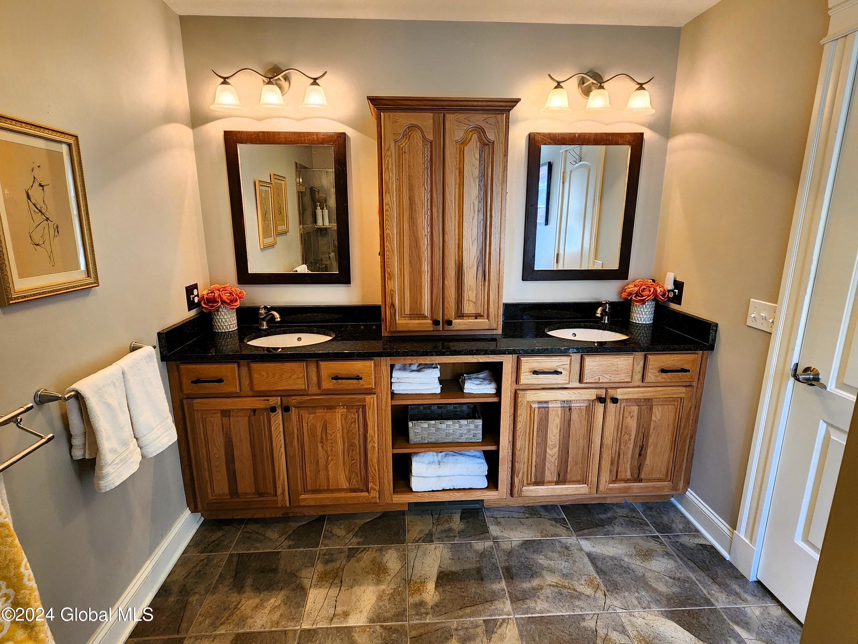 9 Kendrick Hill Road Wilton, NY 12866 - Photo 11 of 50 MBA sinks dble 20240603_152114