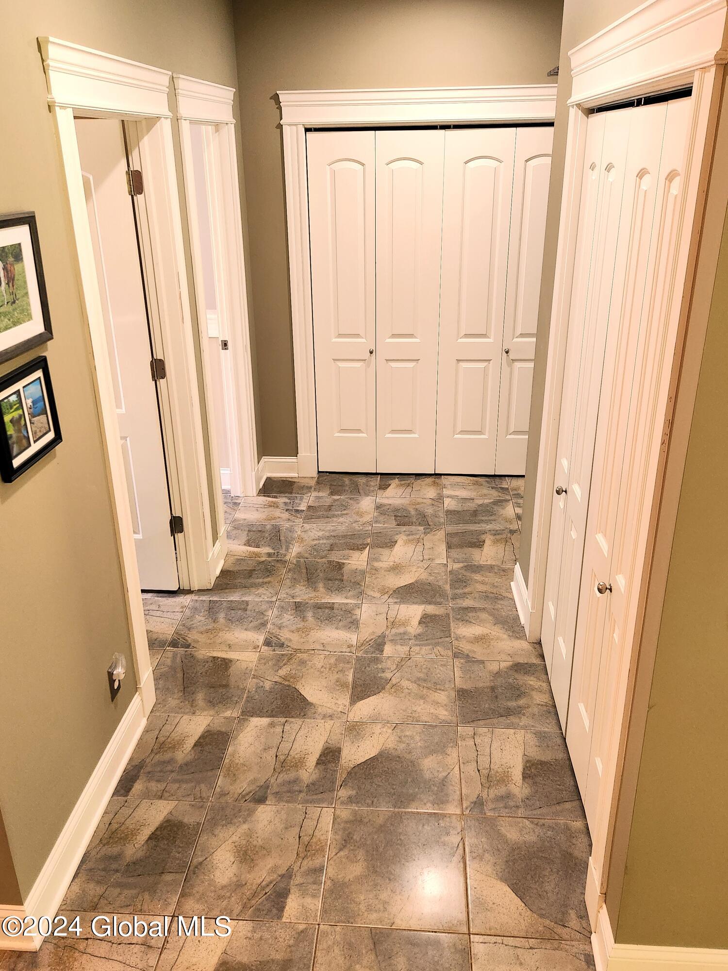 9 Kendrick Hill Road Wilton, NY 12866 - Photo 24 of 50 l back entry 2 cl ba lndry