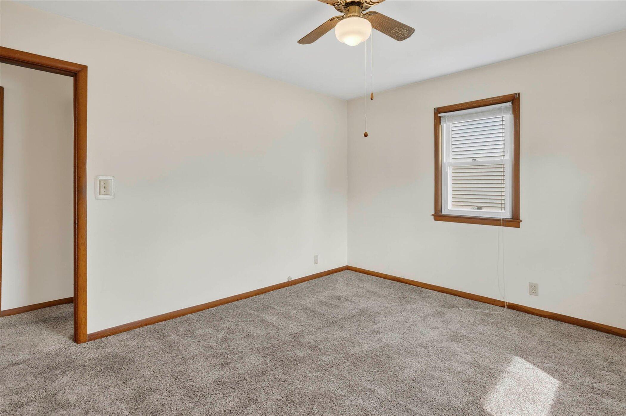 3363 South 60th Street Milwaukee, WI 53219 - Photo 16 of 35 39-3363-S-60th-St-Milwaukee-WI-53219-Win