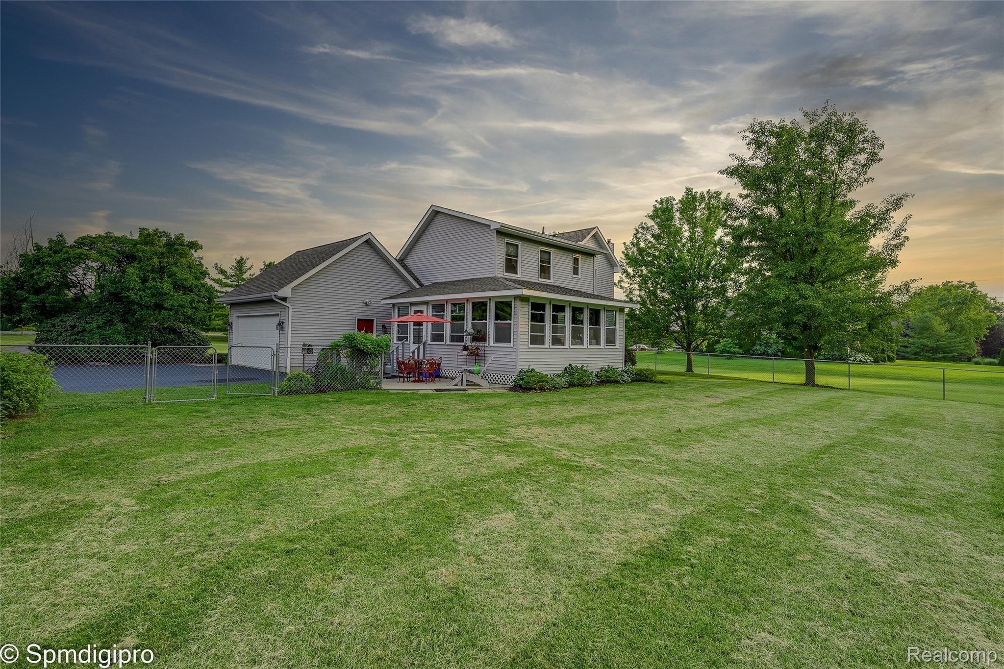 4811 Bemis Road Ypsilanti, MI 48197 - Photo 4 of 45 4811 Besim rd Yipsilanti -43.jpg