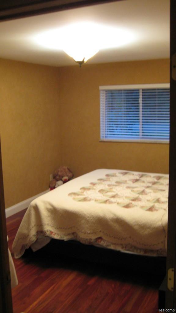 3541 East Commerce Road Commerce Township, MI 48382 - Photo 6 of 11 IMG_5028.jpg